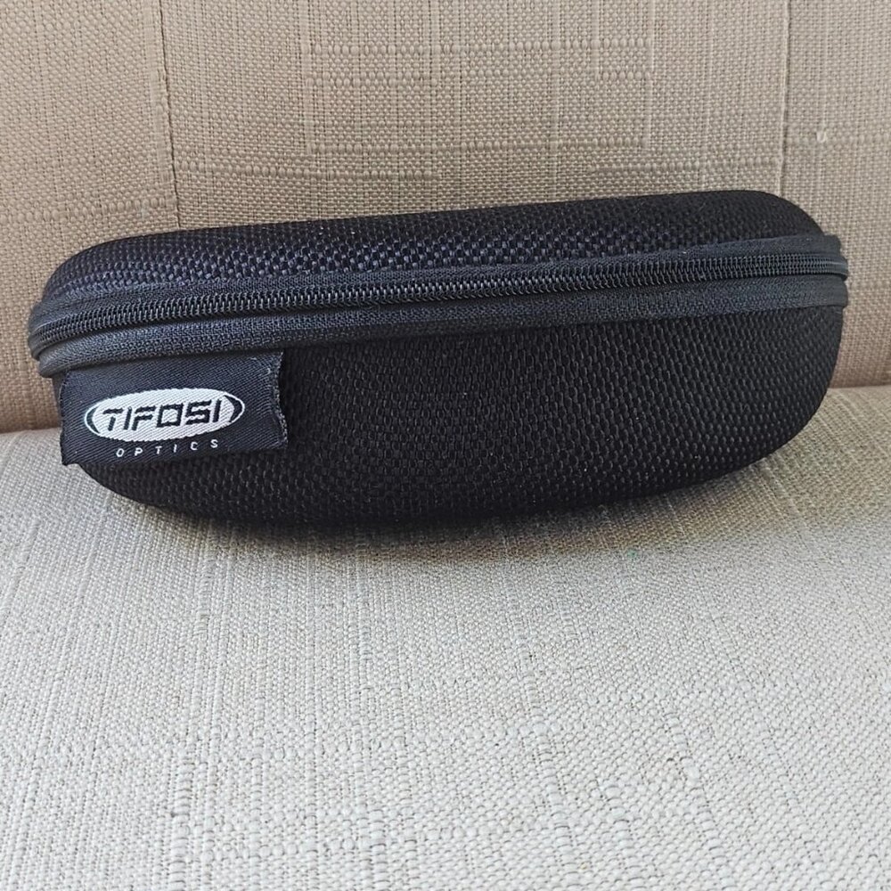 Tifosi Optical Eyewear Case semi Hard Case Zip Around Sport Case Black Case only